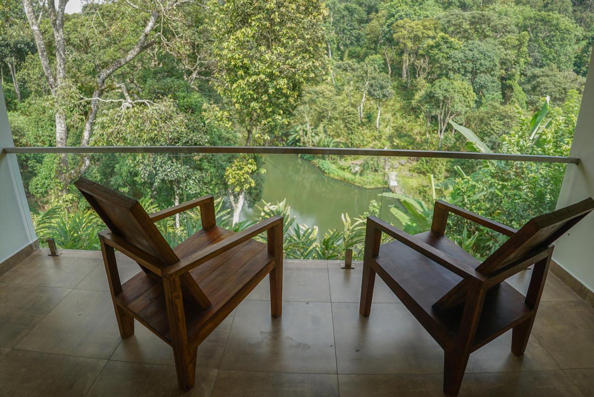 Spice Forest Plantation Homestay, Thekkady Vandiperiyār Exterior foto